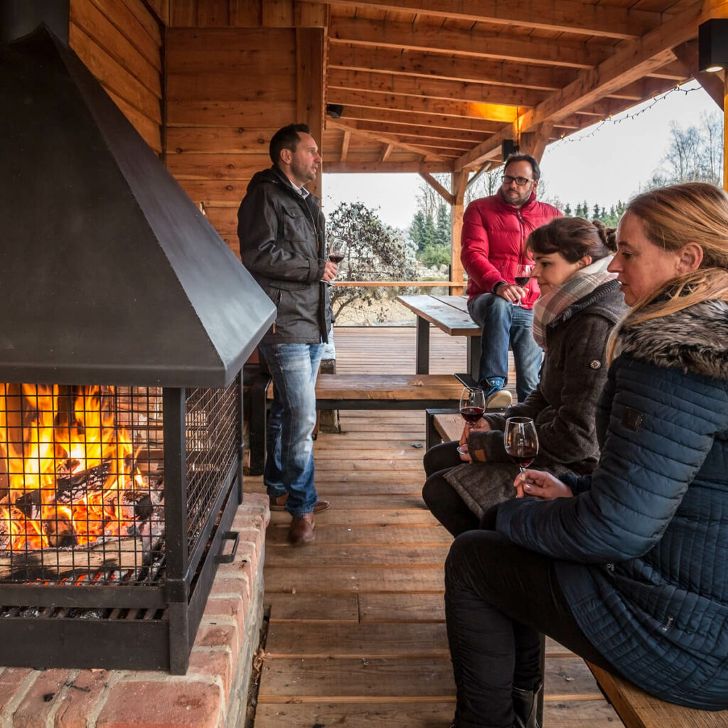 kerstsfeer bij het haardvuur in GaiaZOO