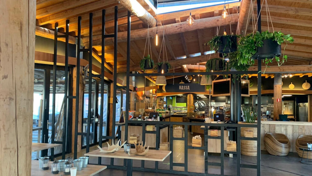 restaurant Acacia binnenaanzicht GaiaZOO